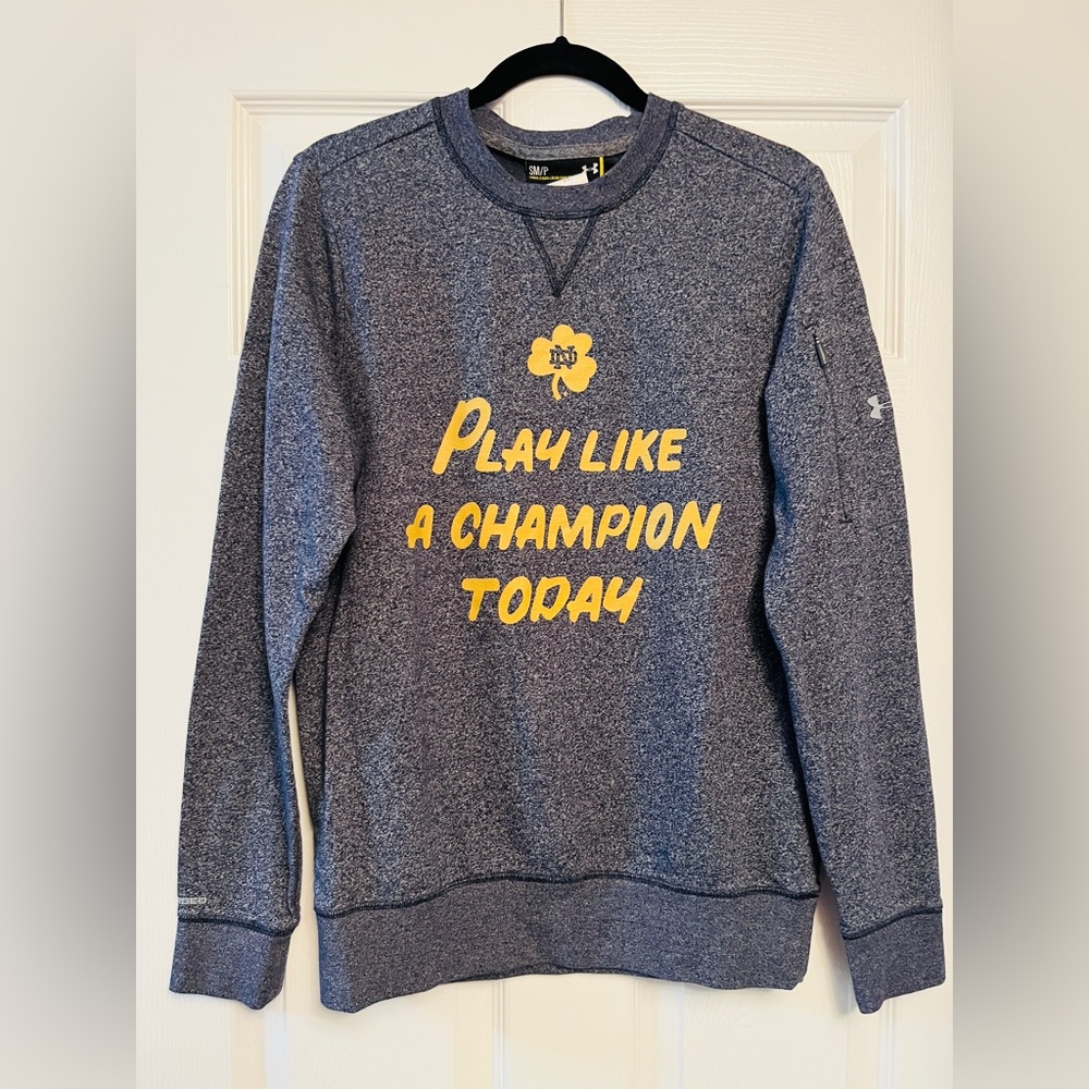 Under Armour Norte Dame Long Sleeve Lightweight Sweatshirt ColdGear. Adult Small